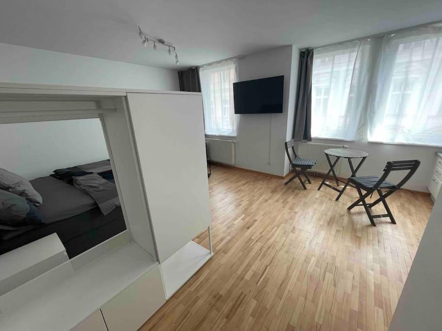 Apartment Next To Mariahilferstrasse Bécs Kültér fotó