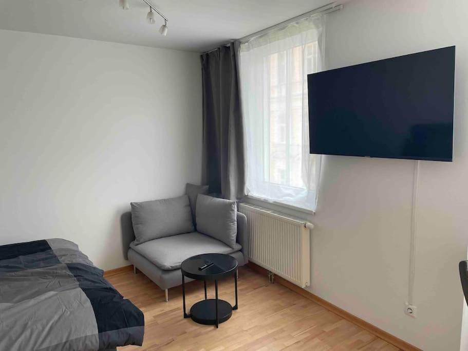 Apartment Next To Mariahilferstrasse Bécs Kültér fotó
